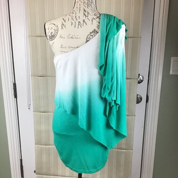 Green and White Ombre Top - Picture 6 of 9